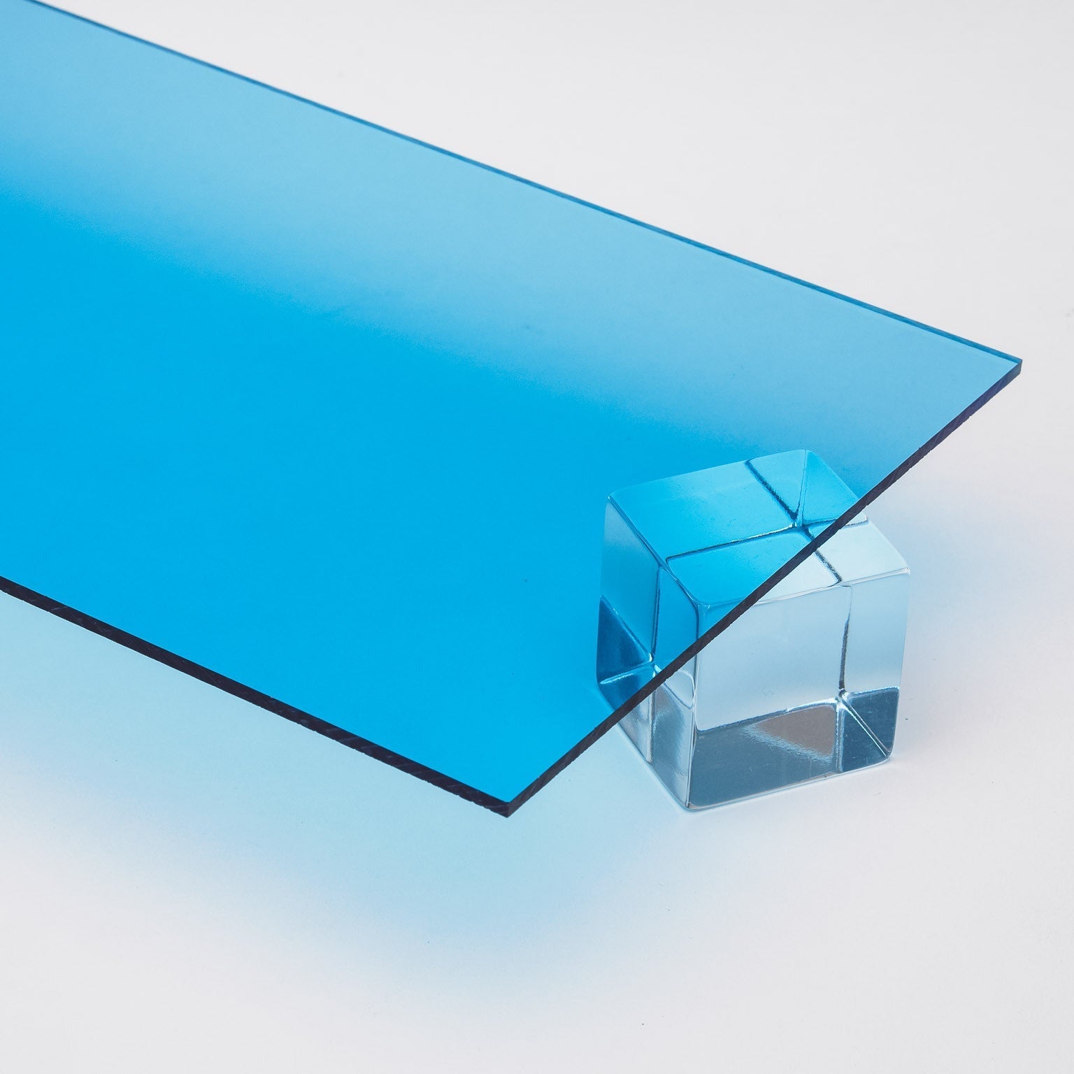 Light Blue Transparent Acrylic Sheet Light Blue Transparent Acrylic Sheet