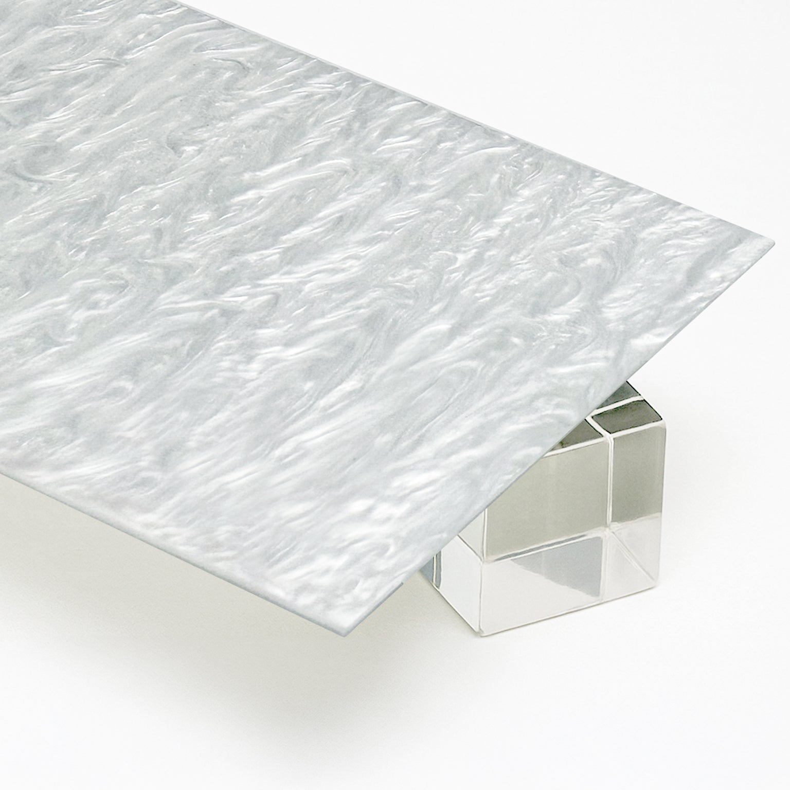 Arctic White Pearl Acrylic Sheet Arctic White Pearl Acrylic Sheet
