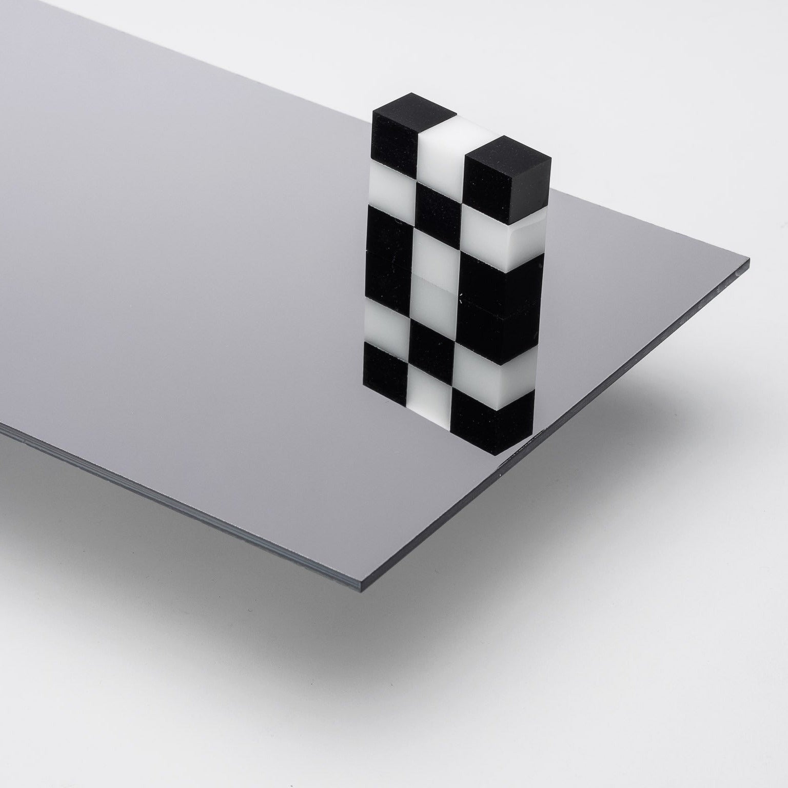 Two Sided Mirror Acrylic Sheet Two Sided Mirror Acrylic Sheet